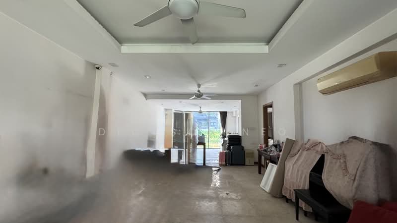 BEST OF CITY-FRINGE LIVING. 1KM SJI. Dickson 9488.4080, Carlisle, Cambridge, Hertford, Owen, Starlight, Sturdee, Rangoon, Tessensohn, Race Course, Sing Avenue, Sing Joo Walk, Starlight Terrace, Dorset, Worcester, Gloucester, Northumberland, Petain, Tyrwhitt, Flanders Square, Lembu, Belilios Lane, King's,, 8 Bedrooms, 6,940 sqft, Terraced House For Sale, by Dickson Neo, 500237619 - Living Room - PropertyGuru.com.sg
