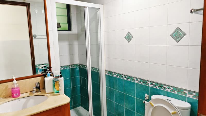 Hilltop Grove, 134A Hillview Avenue, 3 Bedrooms, 1,238 sqft, Condominium For Sale, by James Li, 500237621 - Bathroom - PropertyGuru.com.sg
