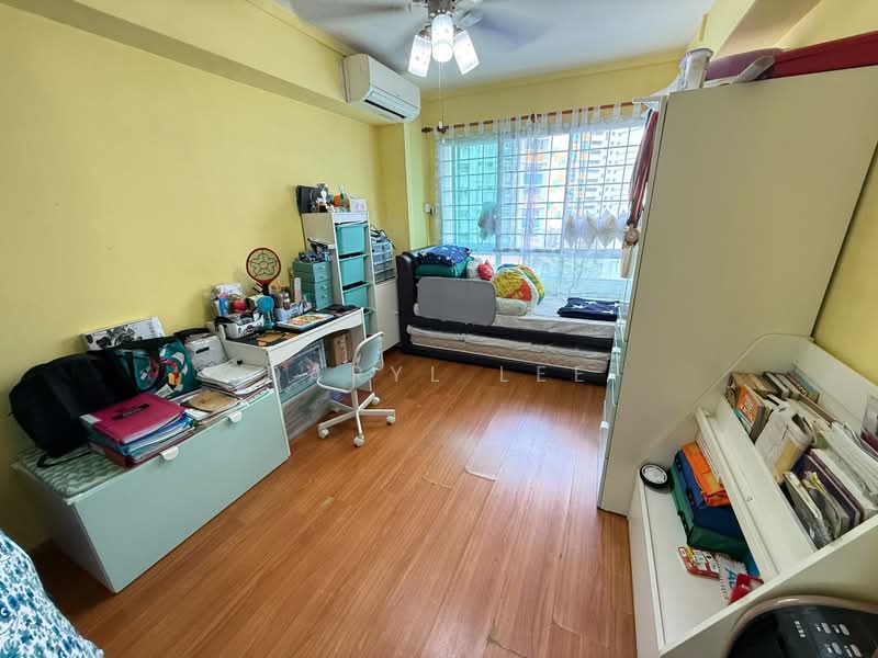 707 Jurong West Street 71, 707 Jurong West Street 71, 3 Bedrooms, 1,362 sqft, HDB Flat For Sale, by Daryl Lee, 500237625 - Bedroom - PropertyGuru.com.sg