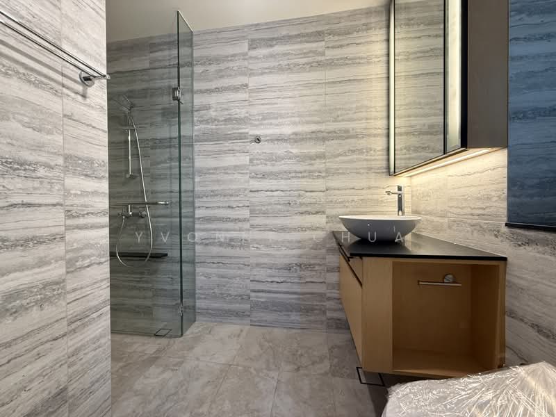 Norwood Grand, Admiralty / Woodlands, 2 Bedrooms, 710 sqft, Condominium For Sale, by Yvonne Chua, 500237629 - Bathroom - PropertyGuru.com.sg