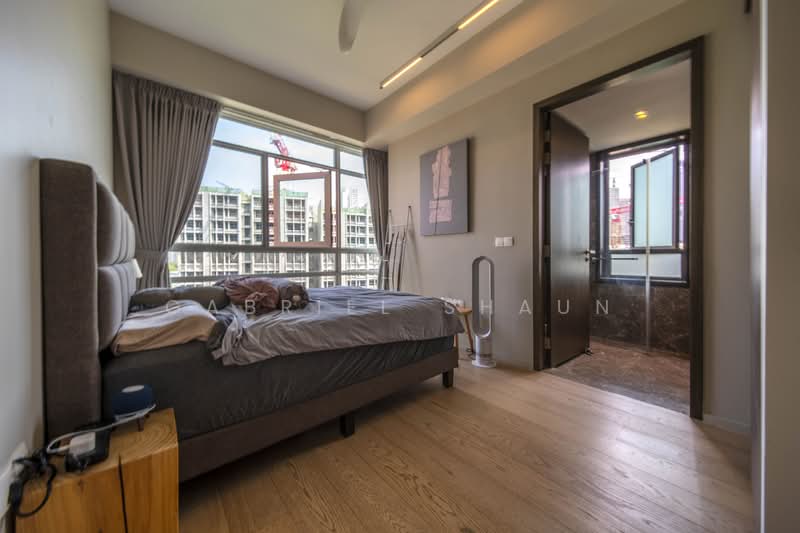 Principal Garden, 99 Prince Charles Crescent, 2 Bedrooms, 786 sqft, Condominium For Sale, by Gabriel Shaun, 500237633 - Bedroom - PropertyGuru.com.sg
