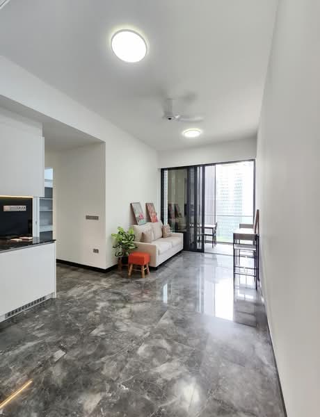 Midtown Bay, 120 Beach Road, 2 Bedrooms, 743 sqft, Condominium For Sale, by Leng ., 500237642 - PropertyGuru.com.sg