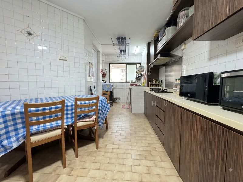221 Serangoon Avenue 4, 221 Serangoon Avenue 4, 3 Bedrooms, 1,034 sqft, HDB Flat For Sale, by Shirley Chua, 500237650 - Kitchen - PropertyGuru.com.sg