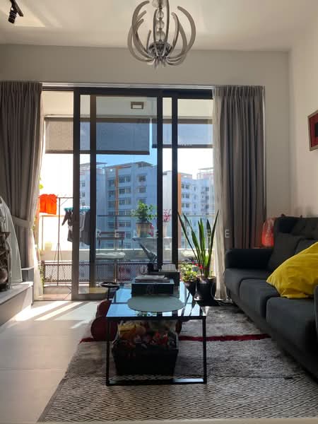 D'Nest, 131 Pasir Ris Grove, 3 Bedrooms, 936 sqft, Condominium For Sale, by Irene Lee, 500237657 - Living Room - PropertyGuru.com.sg