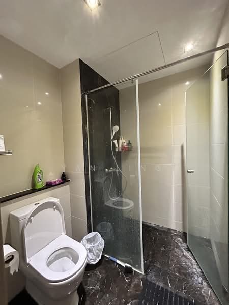 Flamingo Valley, 478 Siglap Road, 1 Bedroom, 517 sqft, Condominium For Rent, by Yan Ling, 500237659 - Bathroom - PropertyGuru.com.sg