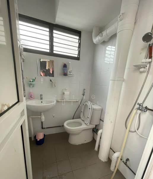 107 Yishun Ring Road, 107 Yishun Ring Road, Room Rental, 100 sqft, HDB Flat For Rent, by Zheng Yanhui(Alex), 500237662 - Bathroom - PropertyGuru.com.sg