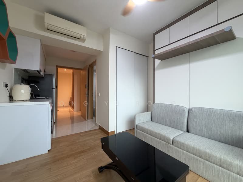 Eight Riversuites, 2 Whampoa East, Studio, 260 sqft, Condominium For Rent, by Ong Yu Rong, 500237669 - Living Room - PropertyGuru.com.sg