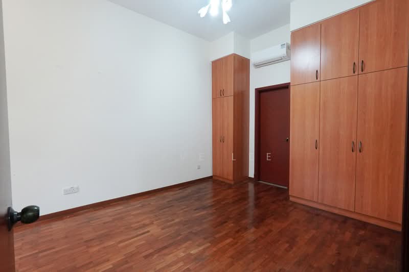 Seletar Springs Condominium, 100 Gerald Drive, 3 Bedrooms, 1,658 sqft, Condominium For Sale, by Steve Lee, 500237677 - Bedroom - PropertyGuru.com.sg