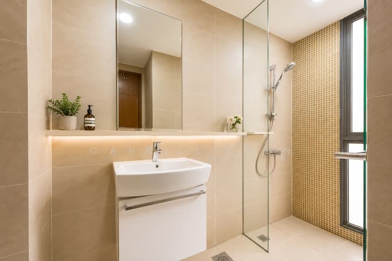 Miltonia Residences, 520 Miltonia Close, 1 Bedroom, 517 sqft, Condominium For Sale, by Gabriel Koon, 500237679 - Bathroom - PropertyGuru.com.sg