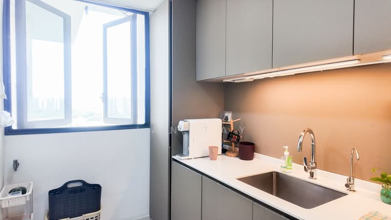Bellewaters, 23 Anchorvale Crescent, 4 Bedrooms, 1,130 sqft, Condominium For Sale, by Jan Tay, 500237680 - Kitchen - PropertyGuru.com.sg