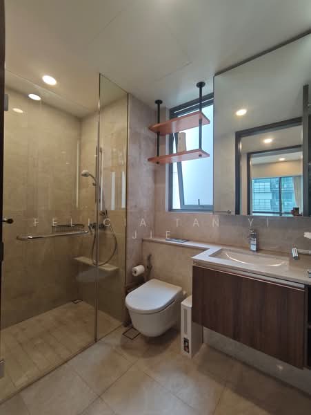 JadeScape, 314 Shunfu Road, 3 Bedrooms, 1,055 sqft, Condominium For Sale, by Felicia Tan Yi Jie, 500237682 - Bathroom - PropertyGuru.com.sg