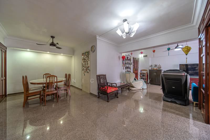 471 Sembawang Drive, 471 Sembawang Drive, 4 Bedrooms, 1,399 sqft, HDB Flat For Sale, by Janice Huay, 500237689 - Living Room - PropertyGuru.com.sg