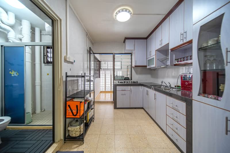 471 Sembawang Drive, 471 Sembawang Drive, 4 Bedrooms, 1,399 sqft, HDB Flat For Sale, by Janice Huay, 500237689 - Kitchen - PropertyGuru.com.sg