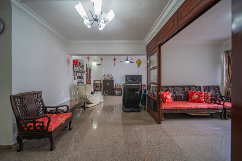 471 Sembawang Drive, 471 Sembawang Drive, 4 Bedrooms, 1,399 sqft, HDB Flat For Sale, by Janice Huay, 500237689 - Living Room - PropertyGuru.com.sg