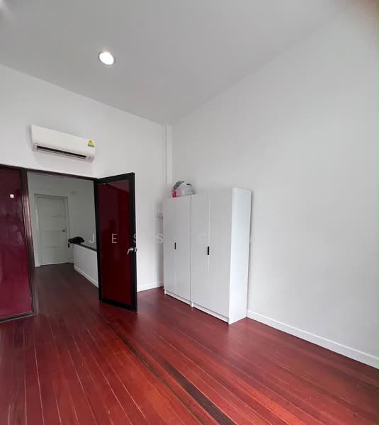 Lowland Court, 873A Upper Serangoon Road, 2 Bedrooms, 872 sqft, Apartment For Rent, by Jess Chan, 500237690 - Interior - PropertyGuru.com.sg