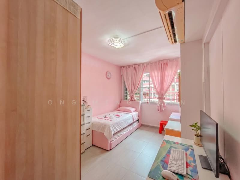 230 Bishan Street 23, 230 Bishan Street 23, 3 Bedrooms, 1,130 sqft, HDB Flat For Sale, by Ong Meng Yean, 500237694 - Bedroom - PropertyGuru.com.sg