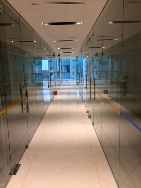 Oxley Tower, 138 Robinson Road, Boat Quay / Raffles Place / Marina, 194 sqft, Other Retail For Rent, by Jess Chan, 500237707 - Corridor - CommercialGuru.com.sg