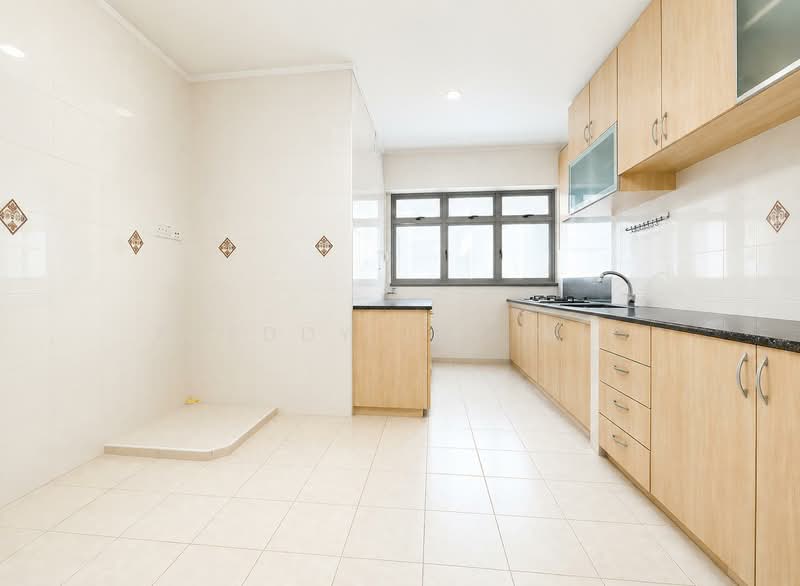48 Strathmore Avenue, 48 Strathmore Avenue, 3 Bedrooms, 968 sqft, HDB Flat For Sale, by Freddy Lui W L, 500237719 - Kitchen - PropertyGuru.com.sg