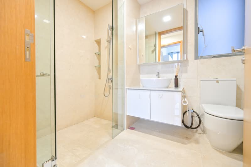 Mon Jervois, 39 Jervois Road, 3 Bedrooms, 1,410 sqft, Condominium For Sale, by Marc Lim, 500237736 - Bathroom - PropertyGuru.com.sg