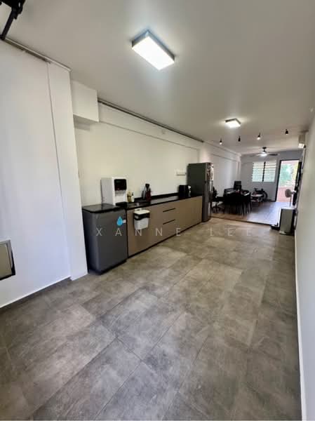 570 Ang Mo Kio Avenue 3, 570 Ang Mo Kio Avenue 3, 2 Bedrooms, 721 sqft, HDB Flat For Sale, by Roxanne Lee, 500237741 - PropertyGuru.com.sg
