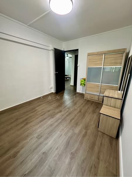 570 Ang Mo Kio Avenue 3, 570 Ang Mo Kio Avenue 3, 2 Bedrooms, 721 sqft, HDB Flat For Sale, by Roxanne Lee, 500237741 - PropertyGuru.com.sg