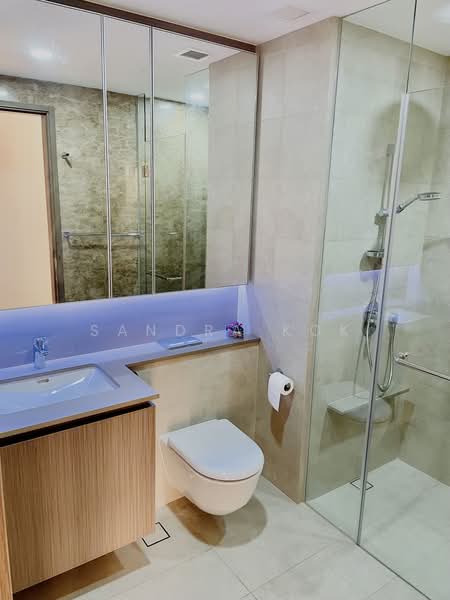 Seaside Residences, 16 Siglap Link, 2 Bedrooms, 678 sqft, Condominium For Rent, by Sandra Kok, 500237742 - Bathroom - PropertyGuru.com.sg