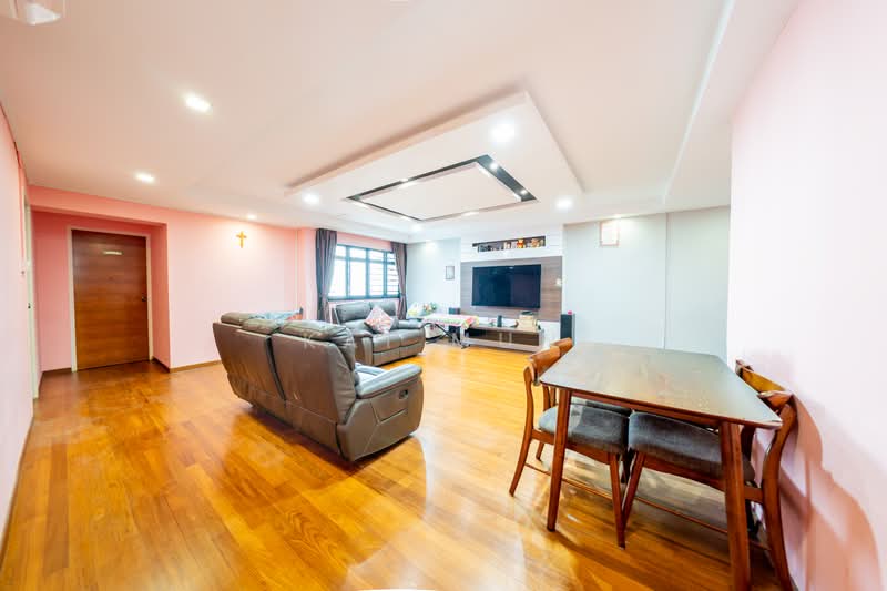 254 Compassvale Road, 254 Compassvale Road, 3 Bedrooms, 1,249 sqft, HDB Flat For Sale, by Kai Mun, 500237744 - Living Room - PropertyGuru.com.sg