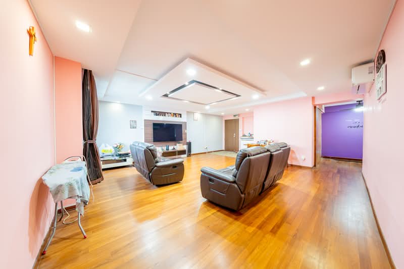 254 Compassvale Road, 254 Compassvale Road, 3 Bedrooms, 1,249 sqft, HDB Flat For Sale, by Kai Mun, 500237744 - Living Room - PropertyGuru.com.sg