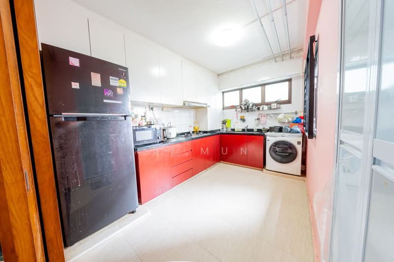 254 Compassvale Road, 254 Compassvale Road, 3 Bedrooms, 1,249 sqft, HDB Flat For Sale, by Kai Mun, 500237744 - Kitchen - PropertyGuru.com.sg