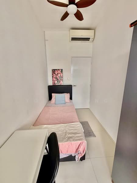 The Regency at Tiong Bahru, 36 Chay Yan Street, Room Rental, 108 sqft, Condominium For Rent, by Young Chng, 500237747 - Bedroom - PropertyGuru.com.sg