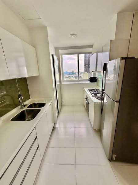 The Regency at Tiong Bahru, 36 Chay Yan Street, Room Rental, 108 sqft, Condominium For Rent, by Young Chng, 500237747 - Kitchen - PropertyGuru.com.sg