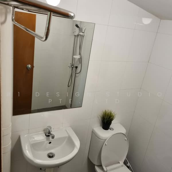 65 Killiney Road, , Room Rental, 150 sqft, Walk-up Apartment For Rent, by Trudy Tan, 500237752 - Bathroom - PropertyGuru.com.sg