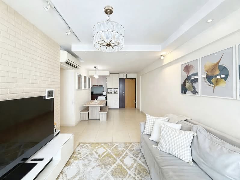 435C Fernvale Road, 435C Fernvale Road, 3 Bedrooms, 1,011 sqft, HDB Flat For Sale, by Hafiz Nor, 500237773 - Living Room - PropertyGuru.com.sg