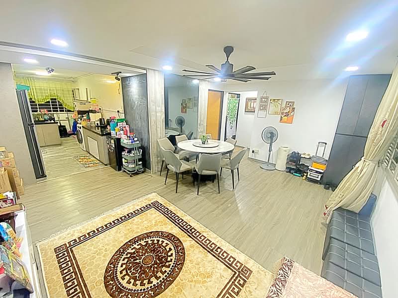 325 Bukit Batok Street 33, 325 Bukit Batok Street 33, 3 Bedrooms, 904 sqft, HDB Flat For Sale, by Eugene Chen, 500237774 - Kitchen - PropertyGuru.com.sg