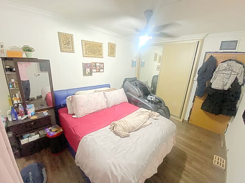 325 Bukit Batok Street 33, 325 Bukit Batok Street 33, 3 Bedrooms, 904 sqft, HDB Flat For Sale, by Eugene Chen, 500237774 - Bedroom - PropertyGuru.com.sg