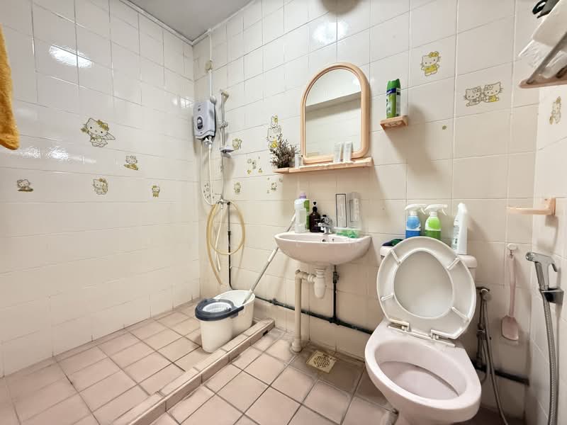 602 Woodlands Drive 42, 602 Woodlands Drive 42, Admiralty / Woodlands, 3 Bedrooms, 1,313 sqft, HDB Flat For Sale, by May Loh, 500237776 - Bathroom - PropertyGuru.com.sg