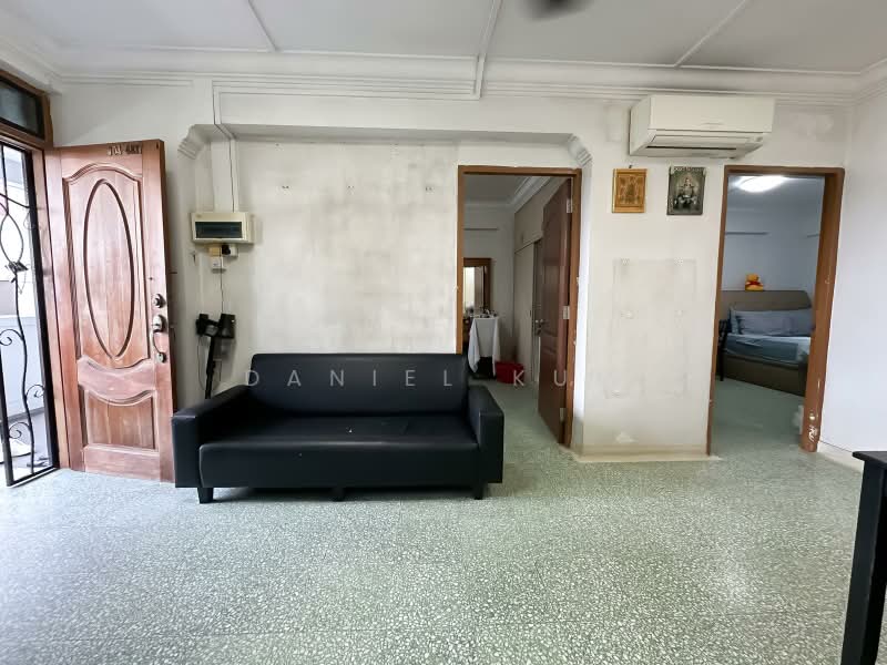 3 Beach Road, 3 Beach Road, 2 Bedrooms, 732 sqft, HDB Flat For Sale, by Daniel Kum, 500237777 - Living Room - PropertyGuru.com.sg