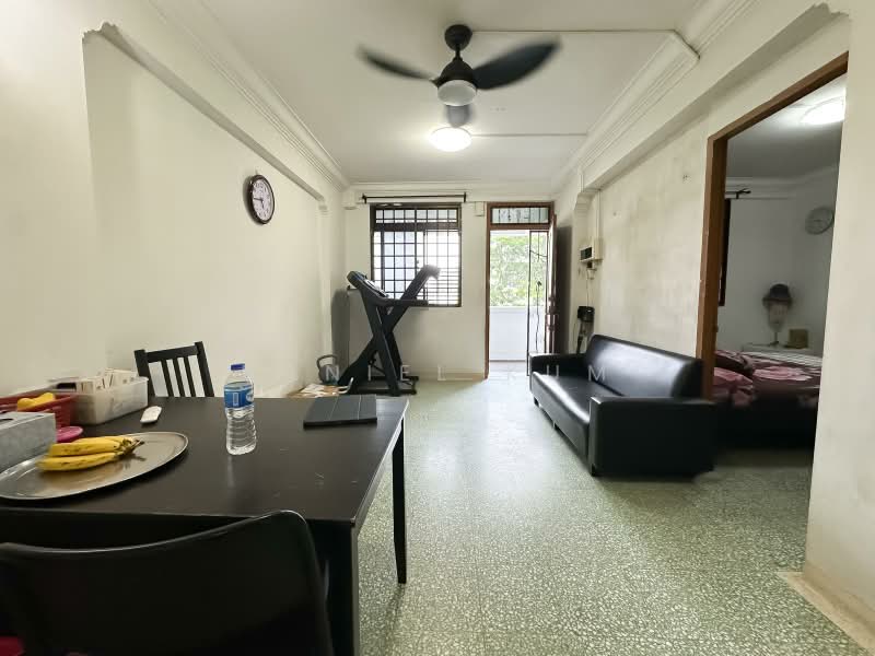 3 Beach Road, 3 Beach Road, 2 Bedrooms, 732 sqft, HDB Flat For Sale, by Daniel Kum, 500237777 - Living Room - PropertyGuru.com.sg