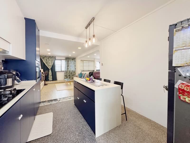 418 Choa Chu Kang Avenue 4, 418 Choa Chu Kang Avenue 4, 3 Bedrooms, 1,141 sqft, HDB Flat For Sale, by Risdian Isbintara, 500237793 - Kitchen - PropertyGuru.com.sg
