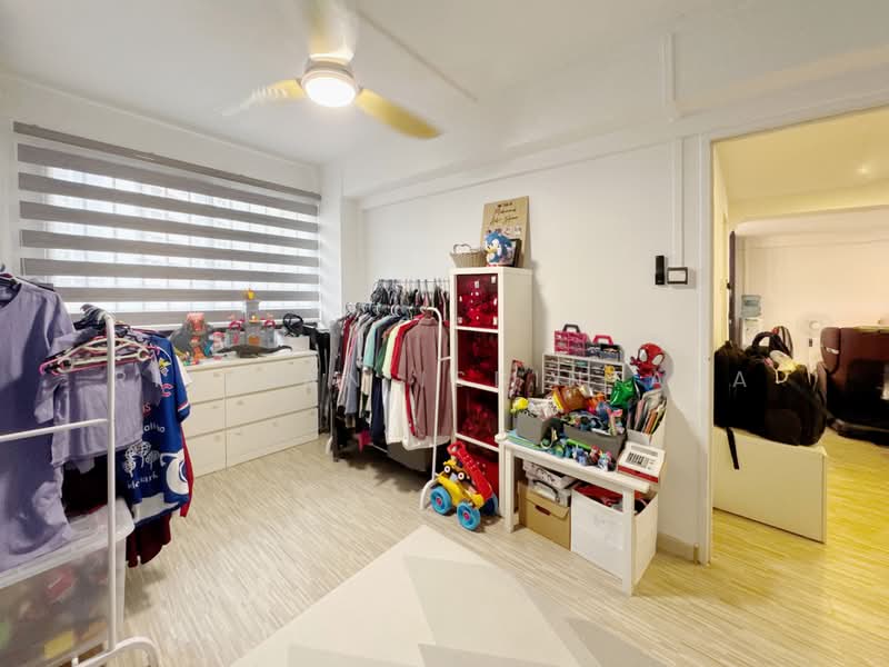 418 Choa Chu Kang Avenue 4, 418 Choa Chu Kang Avenue 4, 3 Bedrooms, 1,141 sqft, HDB Flat For Sale, by Risdian Isbintara, 500237793 - Common Room - PropertyGuru.com.sg