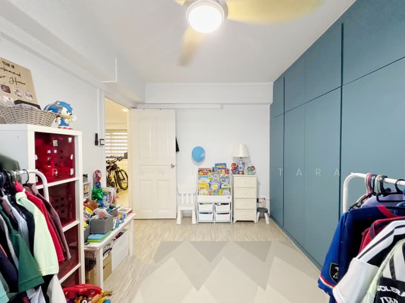 418 Choa Chu Kang Avenue 4, 418 Choa Chu Kang Avenue 4, 3 Bedrooms, 1,141 sqft, HDB Flat For Sale, by Risdian Isbintara, 500237793 - Common Room - PropertyGuru.com.sg