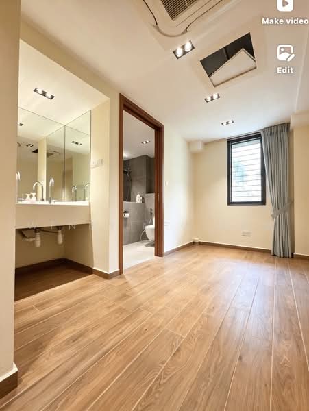 Swettenham Good Class Bungalow For Lease, Swettenham Road, 4 Bedrooms, 6,200 sqft, Good Class Bungalow For Rent, by Wendy Neo 温蒂梁, 500237796 - Bathroom - PropertyGuru.com.sg