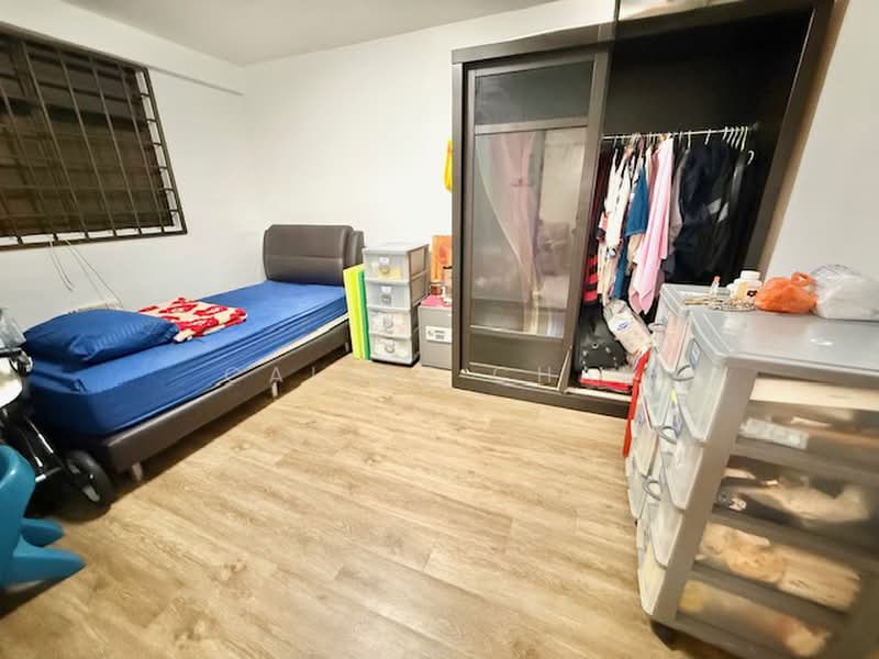 13 Lorong 7 Toa Payoh, 13 Lorong 7 Toa Payoh, 3 Bedrooms, 710 sqft, HDB Flat For Sale, by Caline Chai, 500237798 - Bedroom - PropertyGuru.com.sg