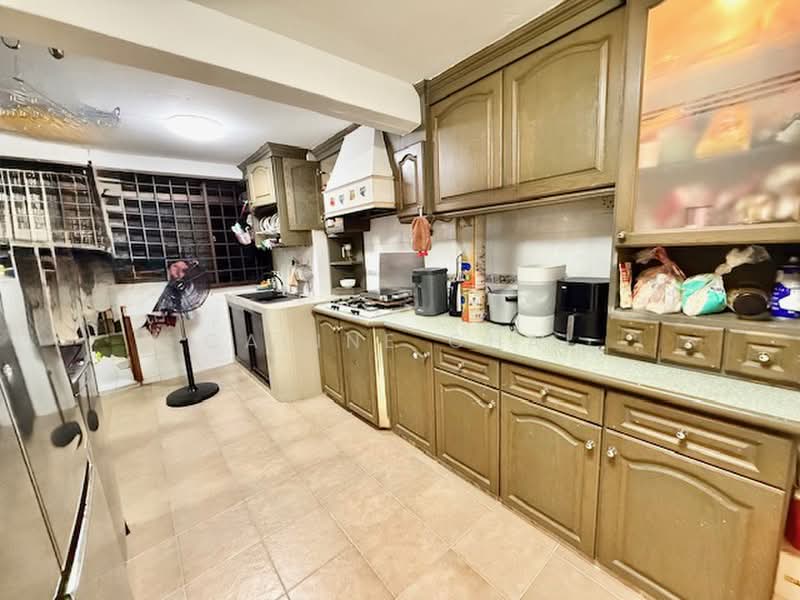 13 Lorong 7 Toa Payoh, 13 Lorong 7 Toa Payoh, 3 Bedrooms, 710 sqft, HDB Flat For Sale, by Caline Chai, 500237798 - Kitchen - PropertyGuru.com.sg