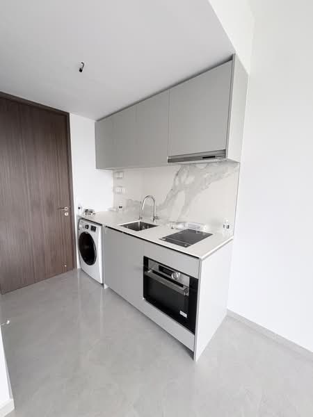 Grand Dunman, 18 Dunman Road, 1 Bedroom, 452 sqft, Condominium For Rent, by Lynn Lee, 500237800 - Kitchen - PropertyGuru.com.sg