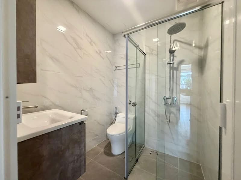Sunrise way, , 4 Bedrooms, 2,200 sqft, Terraced House For Rent, by Catherine PANG, 500237803 - Study Room on 1st Storey - PropertyGuru.com.sg