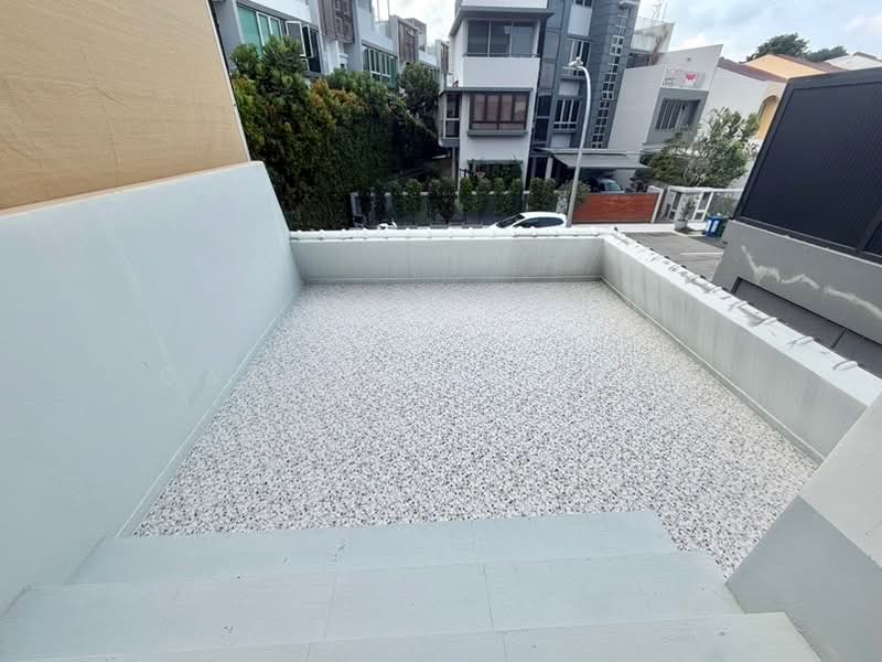 Sunrise way, , 4 Bedrooms, 2,200 sqft, Terraced House For Rent, by Catherine PANG, 500237803 - Roof Balcony newly renovated - PropertyGuru.com.sg