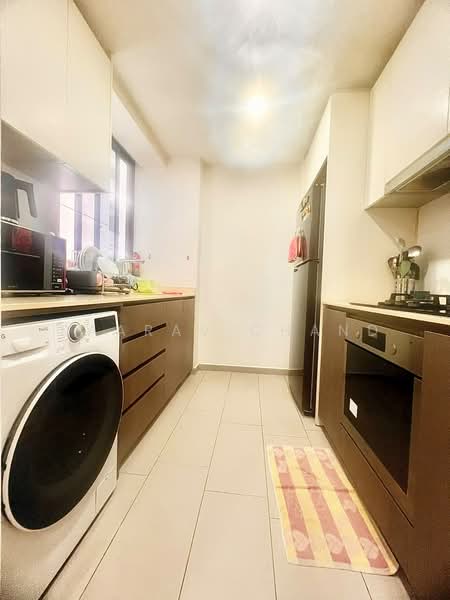 The Criterion, 7 Yishun Street 51, 3 Bedrooms, 915 sqft, Executive Condominium For Sale, by Saarav Chand, 500237805 - Kitchen - PropertyGuru.com.sg