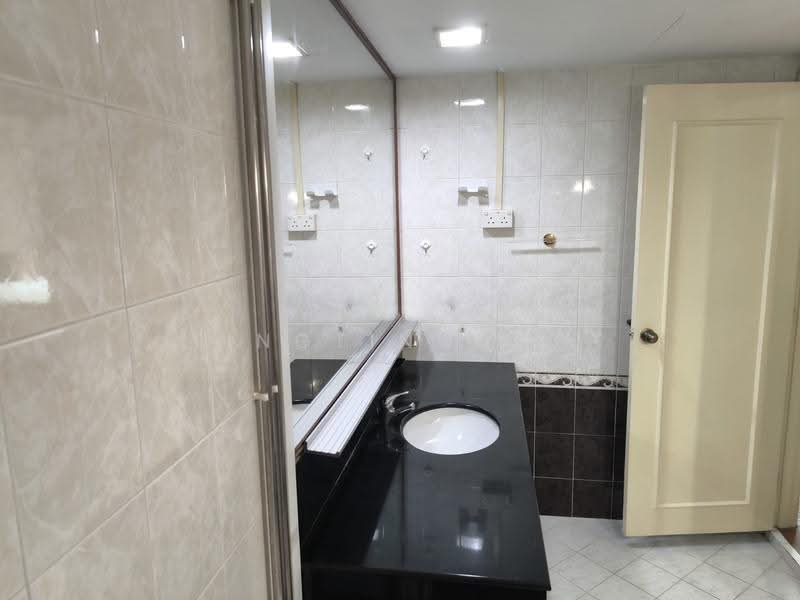 Westwood Park, Westwood Crescent, Boon Lay / Jurong / Tuas, Room Rental, 336 sqft, Terraced House For Rent, by Tingting Liu, 500237809 - Bathroom - PropertyGuru.com.sg