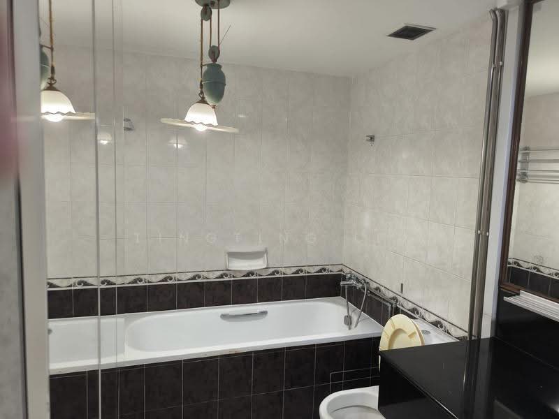 Westwood Park, Westwood Crescent, Boon Lay / Jurong / Tuas, Room Rental, 336 sqft, Terraced House For Rent, by Tingting Liu, 500237809 - Bathroom - PropertyGuru.com.sg